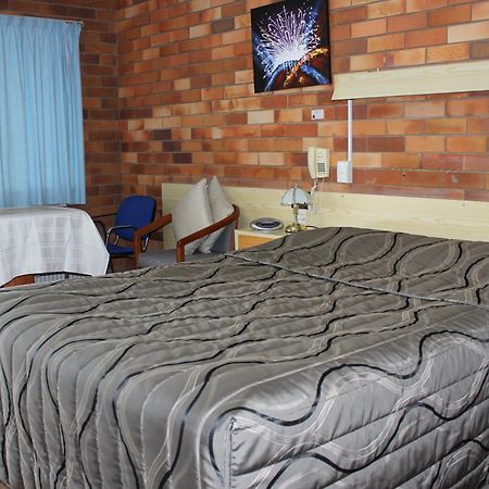 Glen Innes Lodge Motel Bagian luar foto