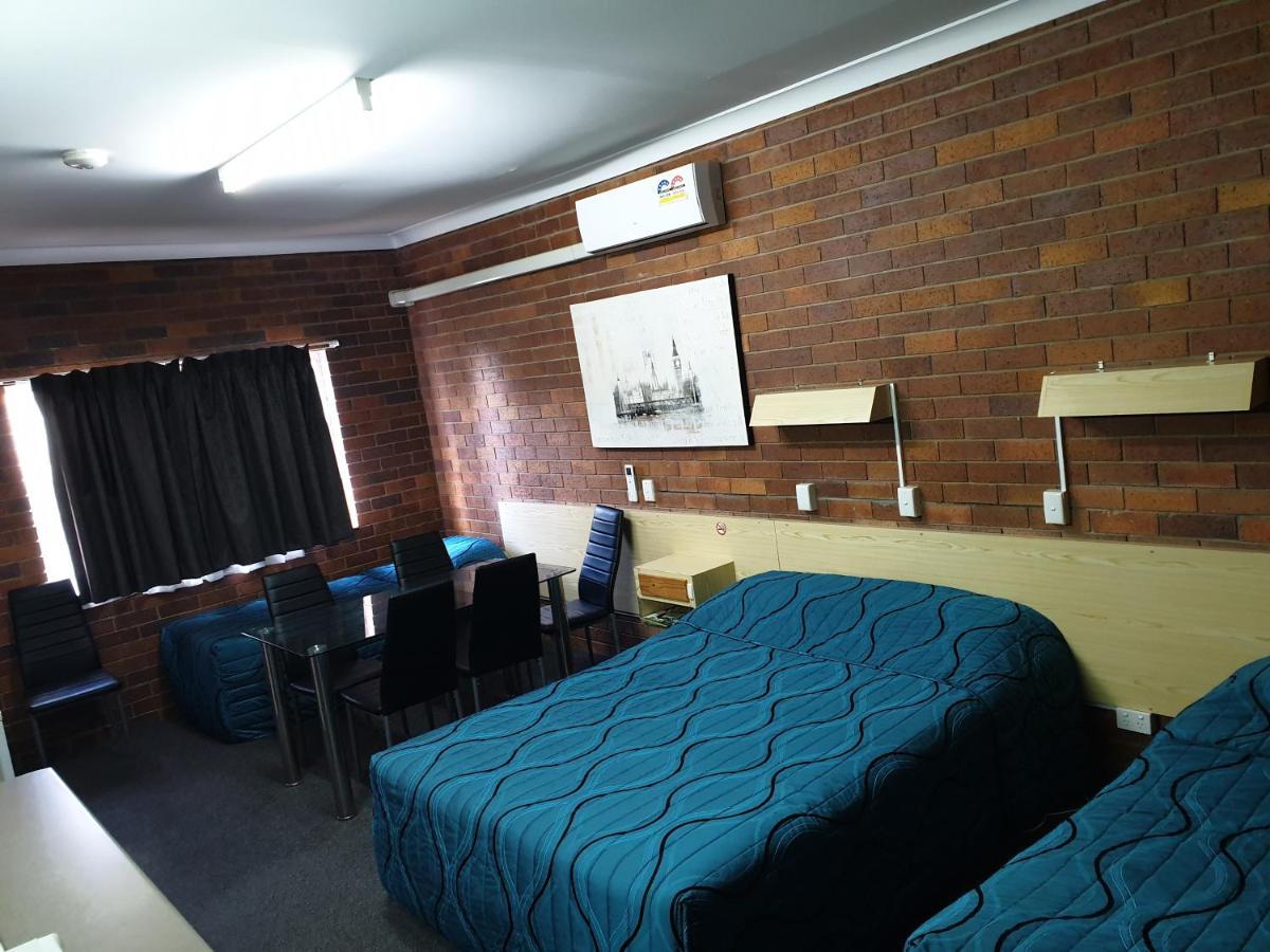 Glen Innes Lodge Motel Bagian luar foto