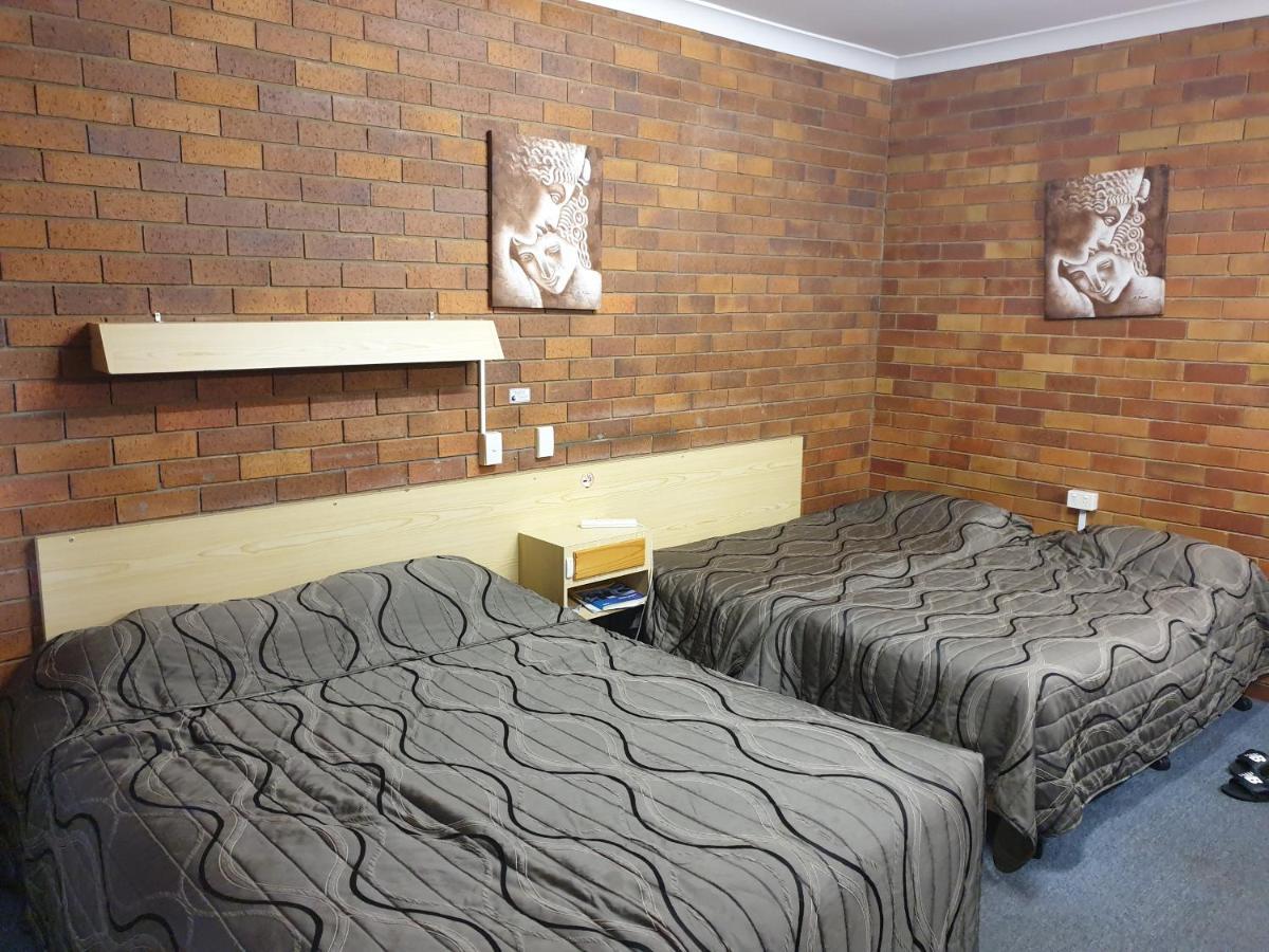 Glen Innes Lodge Motel Bagian luar foto