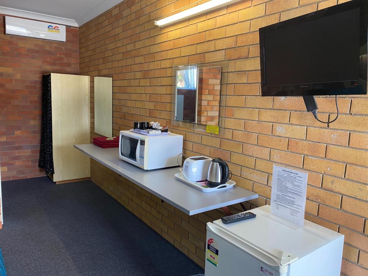 Glen Innes Lodge Motel Bagian luar foto