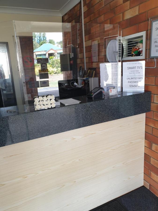 Glen Innes Lodge Motel Bagian luar foto