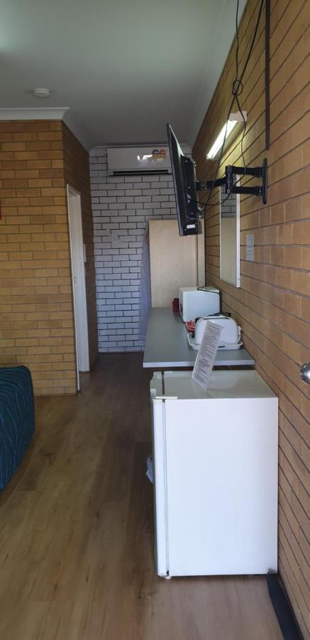 Glen Innes Lodge Motel Bagian luar foto