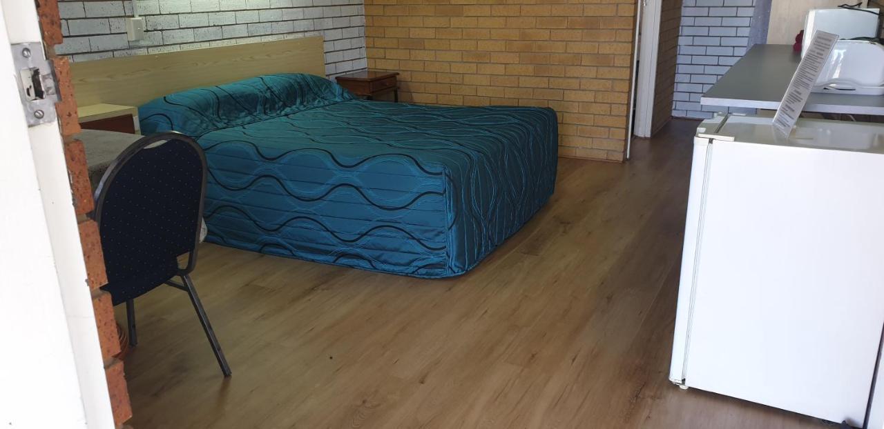 Glen Innes Lodge Motel Bagian luar foto