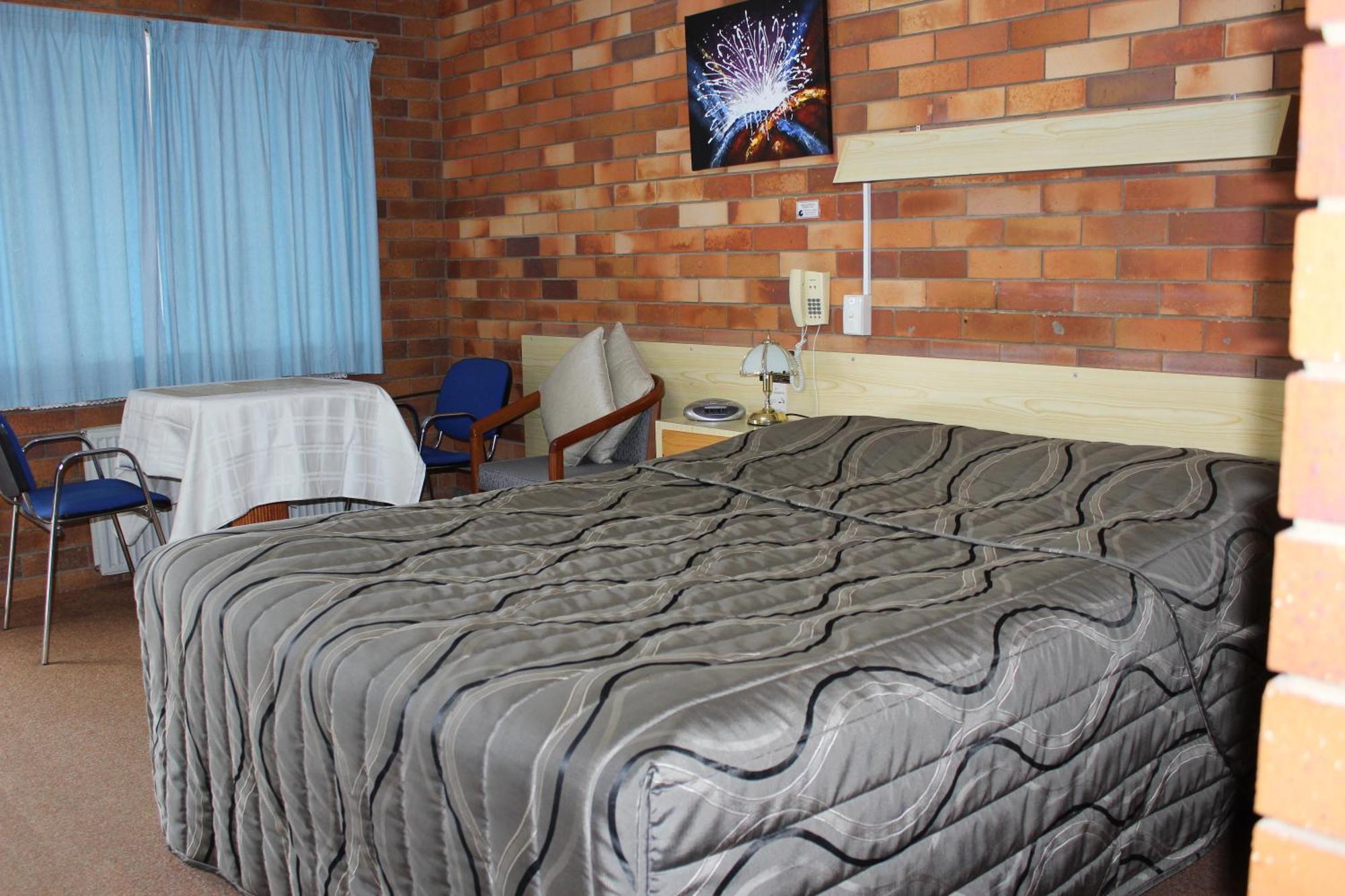 Glen Innes Lodge Motel Bagian luar foto