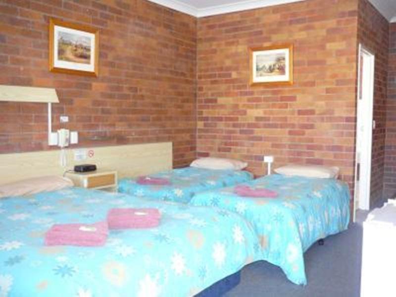 Glen Innes Lodge Motel Bagian luar foto