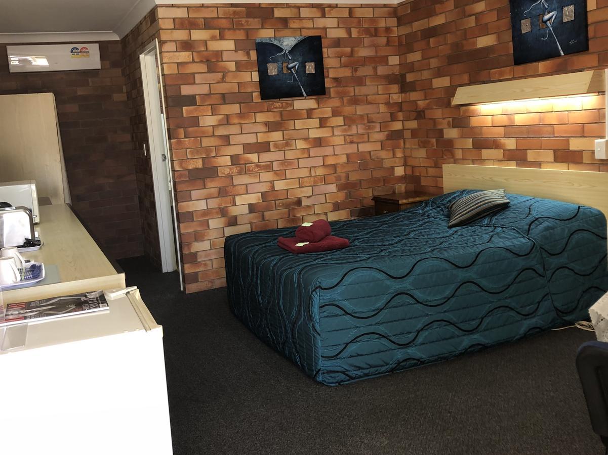Glen Innes Lodge Motel Bagian luar foto