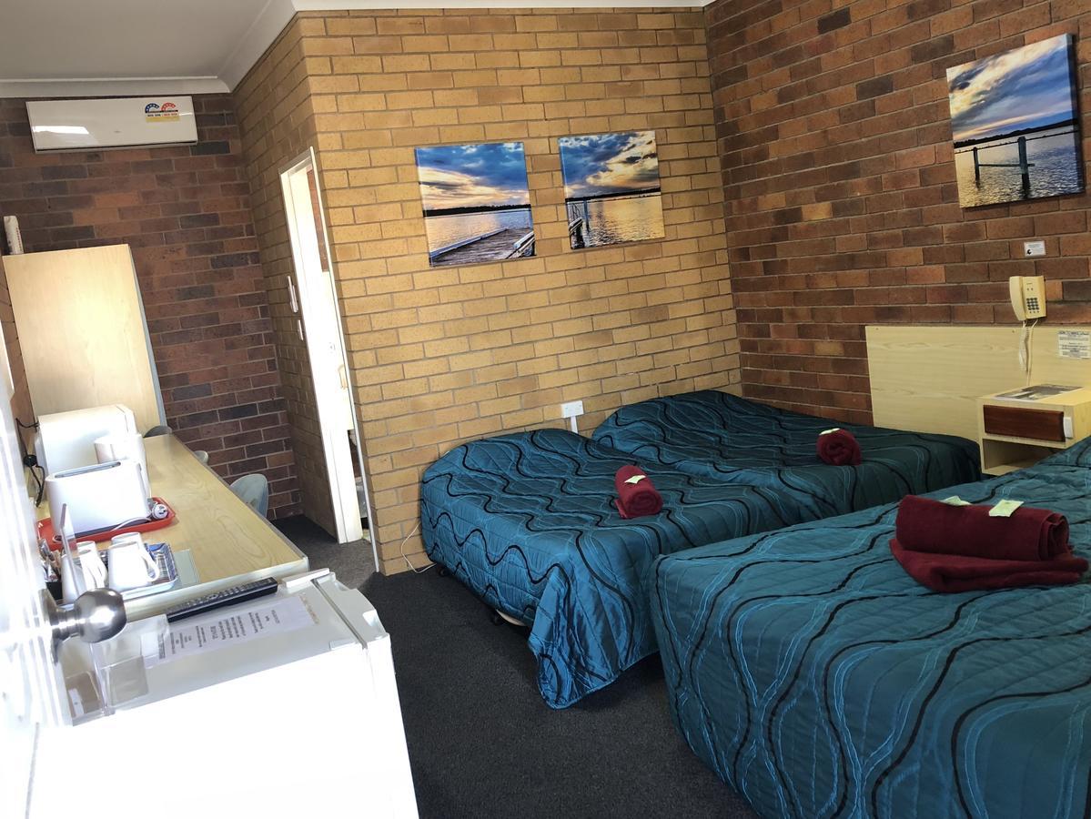 Glen Innes Lodge Motel Bagian luar foto